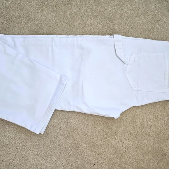 White Denim Cargo Jeans NWT - Picture 4 of 4